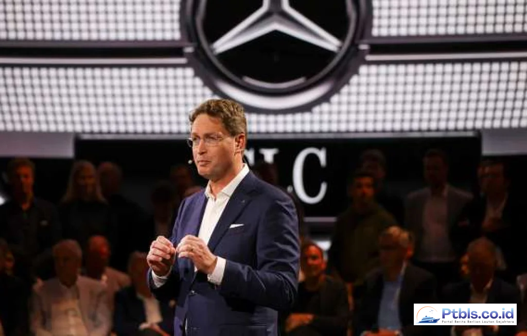 Mercedes CEO Move Headquarters