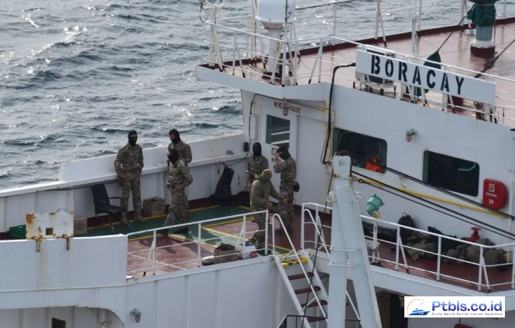 shadow fleet tanker France