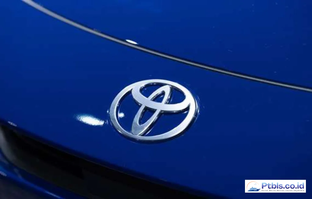 Toyota Top Carmaker 2025