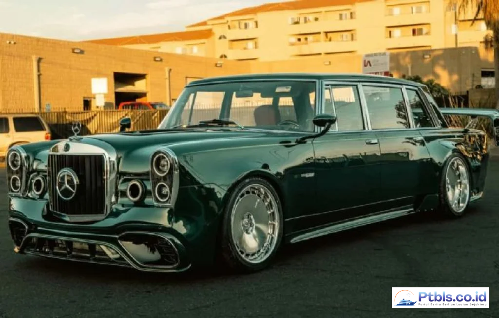 Mercedes 600 Restomod S-Class Mercedes 600 Restomod S-Class