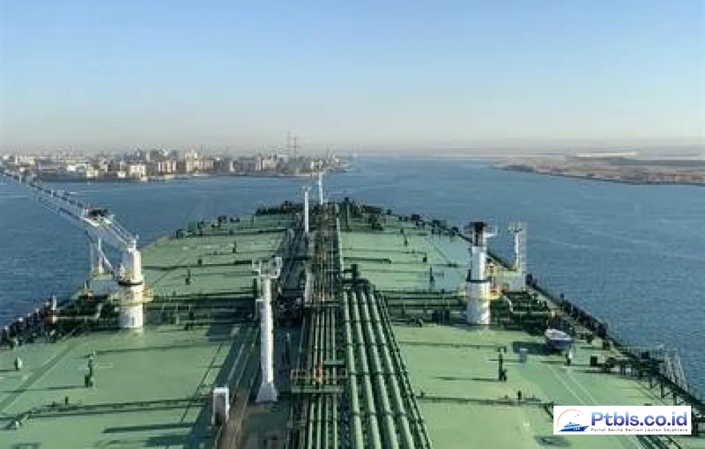 DHT New VLCC Delivery