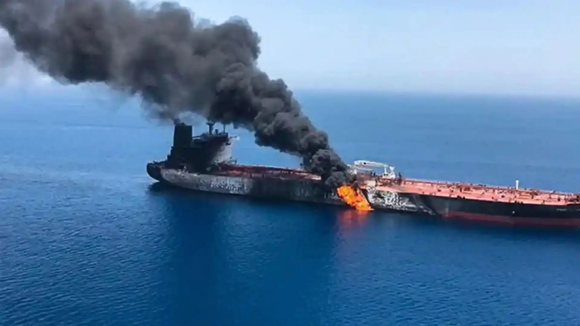 Serangan Kapal di Selat Hormuz Fakta Baru dan Dampaknya ke Jalur Minyak Dunia