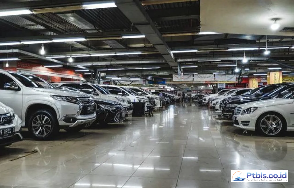 beli mobil bekas