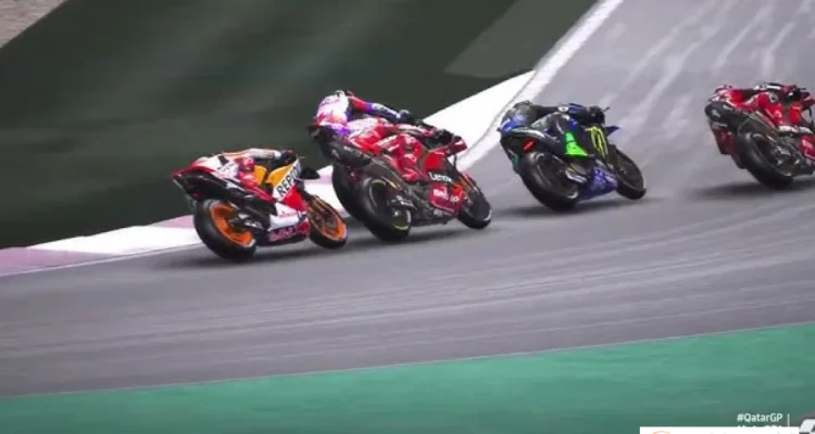 Martin Juara Sprint Race