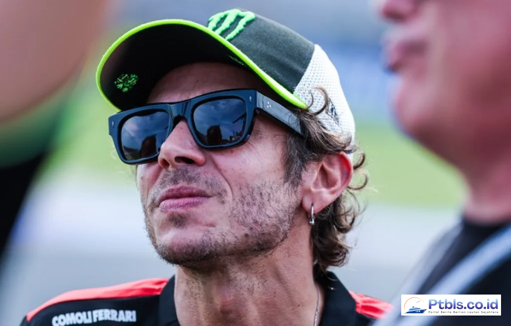 Pujian Valentino Rossi Buat Adik Marc Marquez